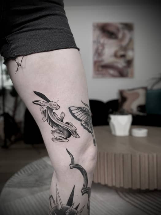 R A B B I T 🐇
1 of 2 tattoos done for Lisa in this session at Ramgard Studio in Mosman, stay tuned